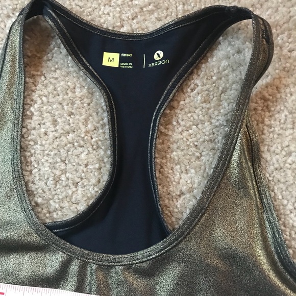 Top, Fitted Sporty Gold - Picture 3 of 5